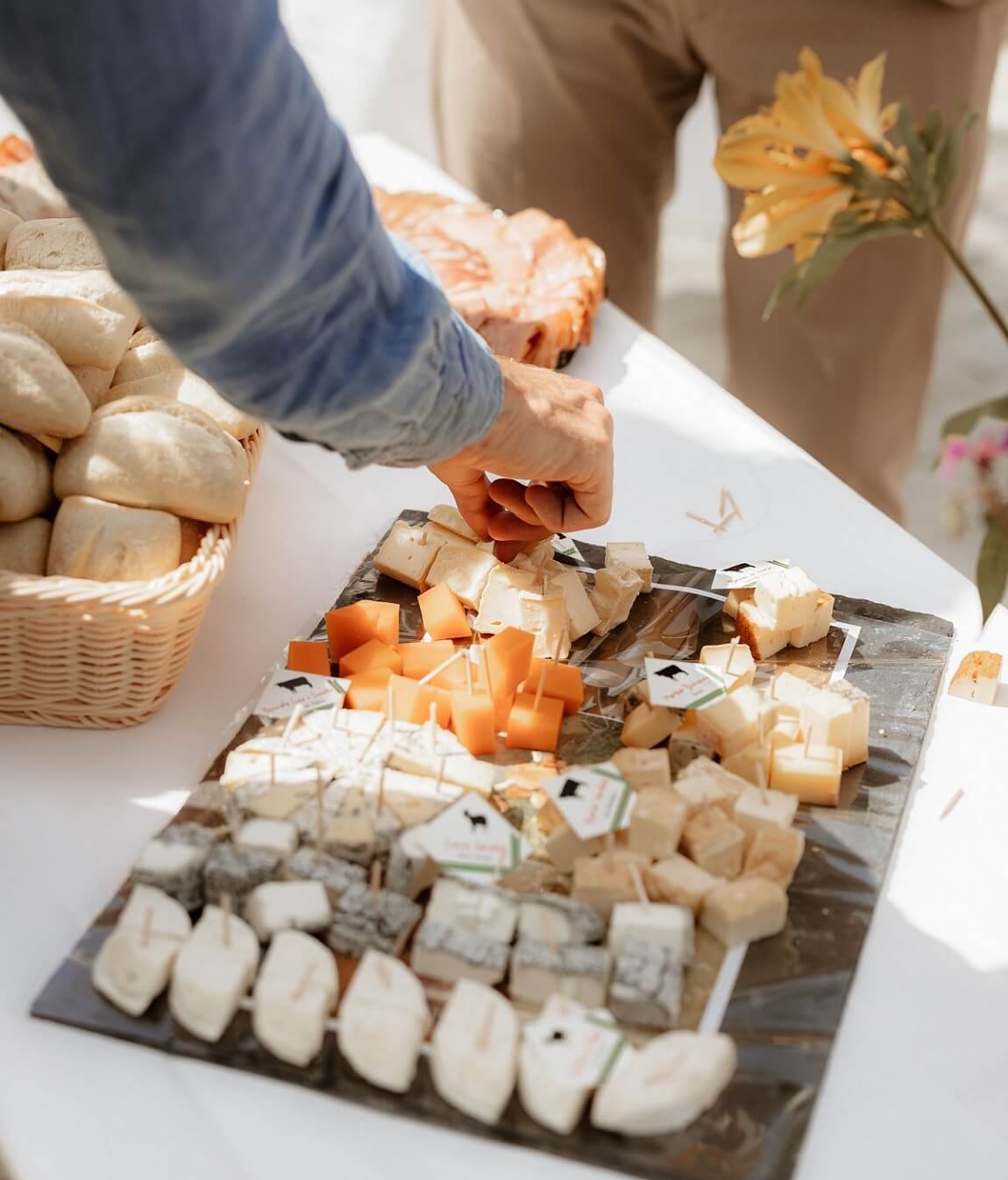 Découvrez nos plateaux de fromage traiteur pour vos évènements !